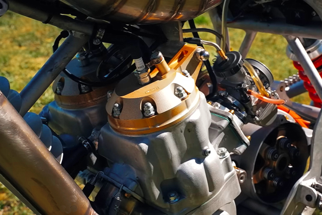 VIDEO: Voor mij een Honda CR1000 meneer!